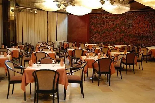 Diplomat Hotel تونس
